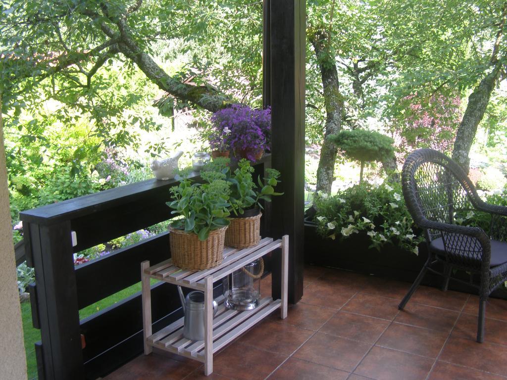 Pod Lasem Charzykowy Exterior photo